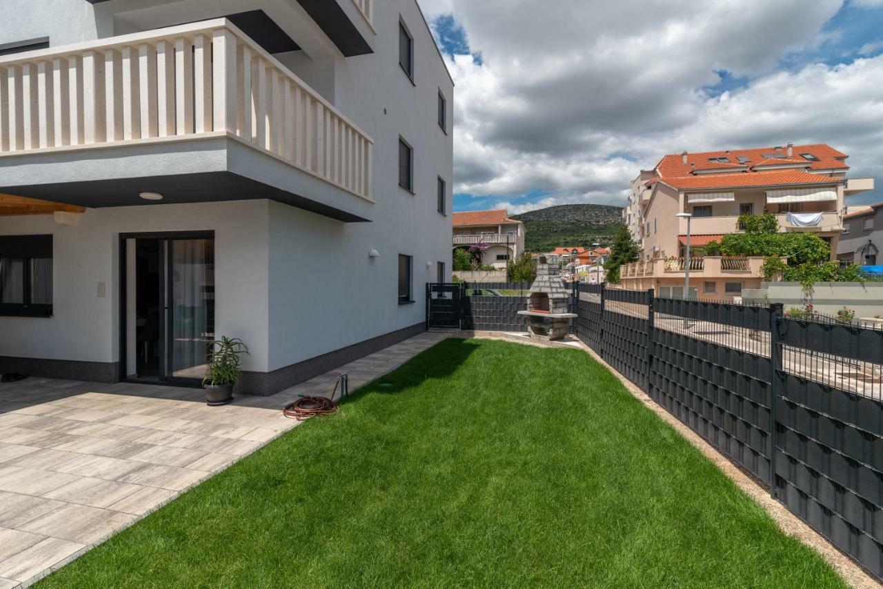 Apartment Ferias Trogir Luaran gambar