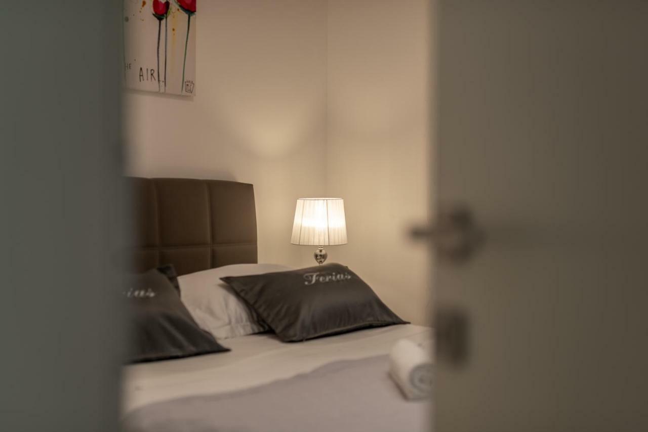 Apartment Ferias Trogir Luaran gambar