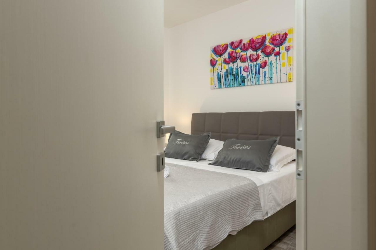 Apartment Ferias Trogir Luaran gambar