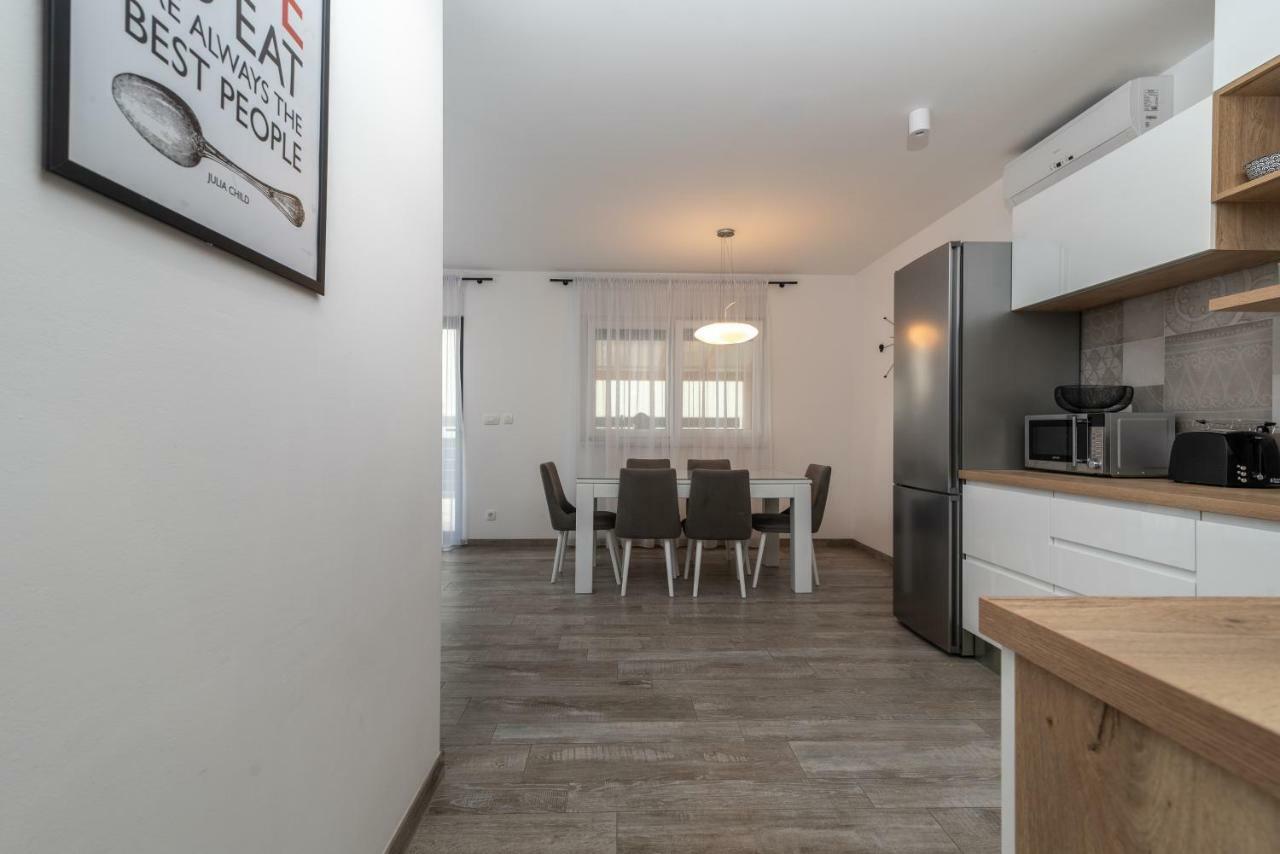 Apartment Ferias Trogir Luaran gambar