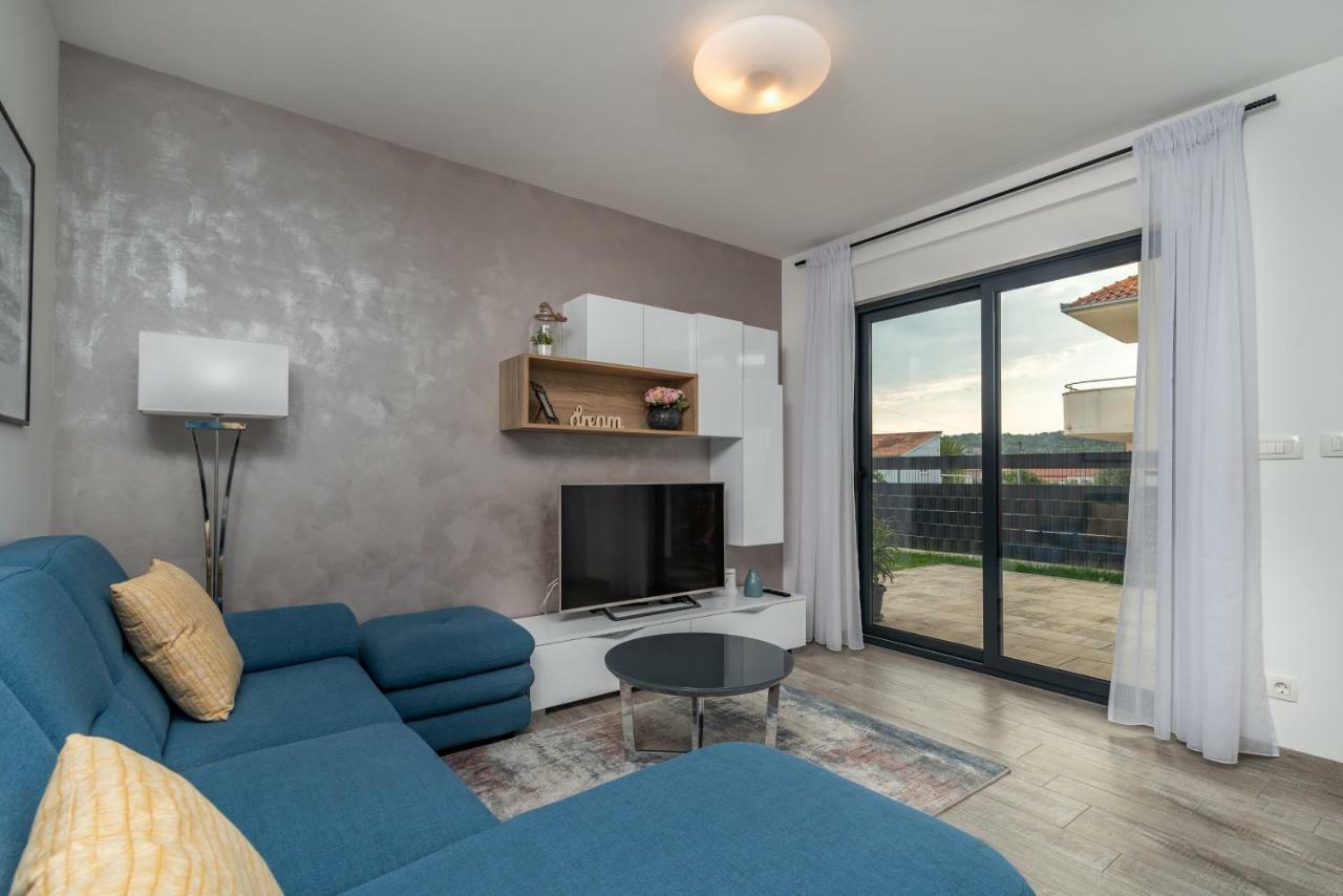 Apartment Ferias Trogir Luaran gambar