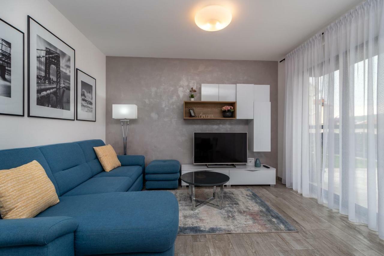 Apartment Ferias Trogir Luaran gambar