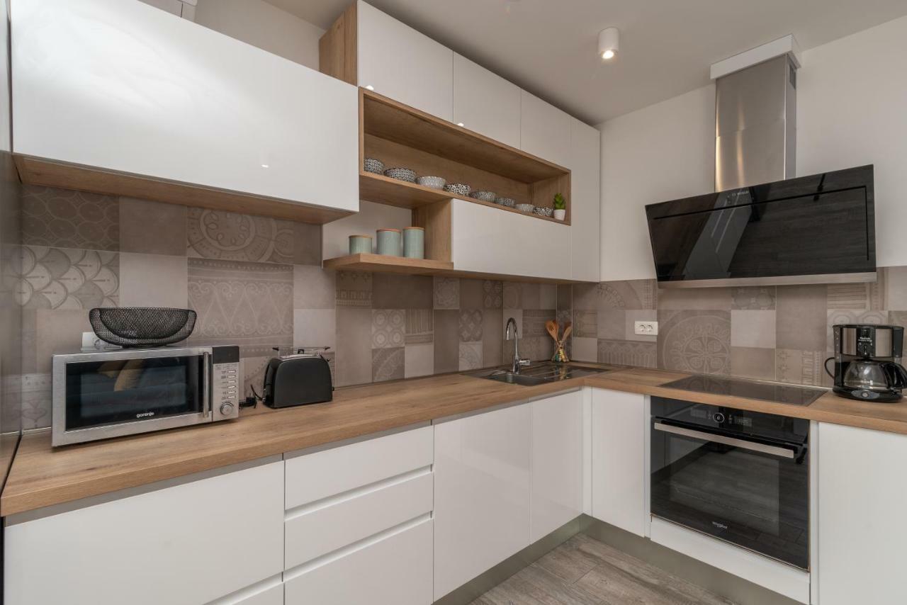 Apartment Ferias Trogir Luaran gambar