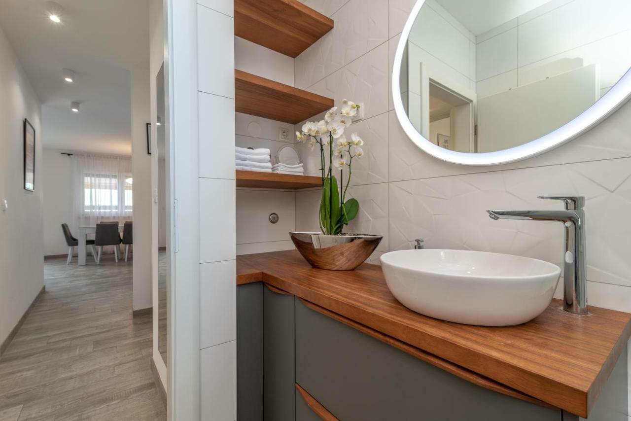Apartment Ferias Trogir Luaran gambar